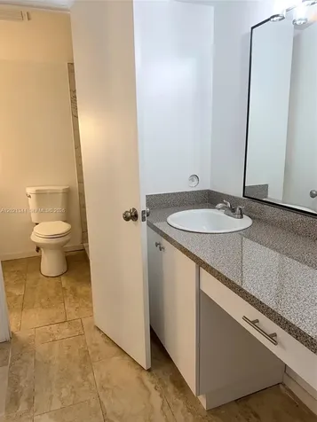 482 NW 165th St Road Miami FL 33169