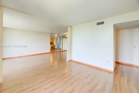 2500 NE 135th Street North Miami FL 33181