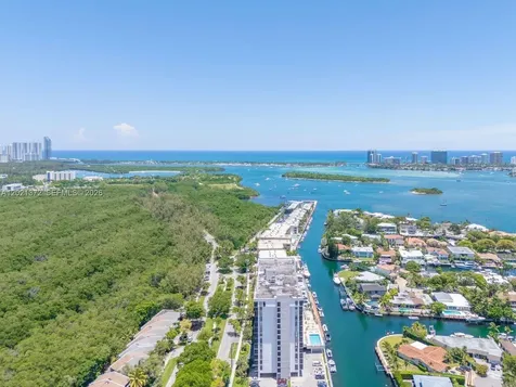 2500 NE 135th Street North Miami FL 33181