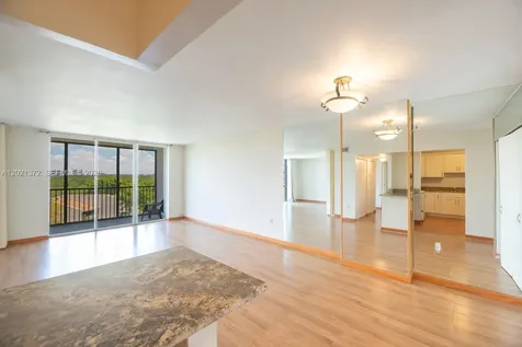 2500 NE 135th Street North Miami FL 33181