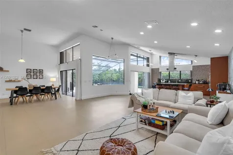 1051 Deerpath Court Weston FL 33326