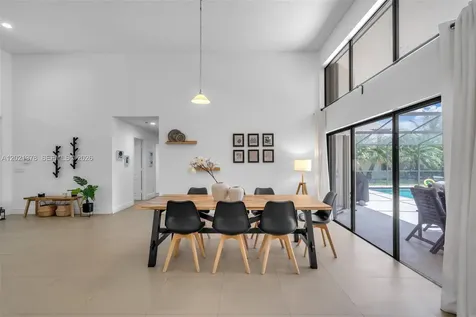 1051 Deerpath Court Weston FL 33326