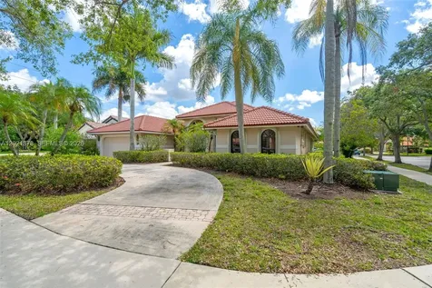 1051 Deerpath Court Weston FL 33326