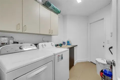 1051 Deerpath Court Weston FL 33326