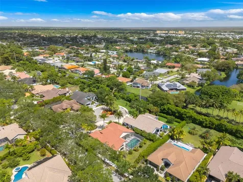 1051 Deerpath Court Weston FL 33326