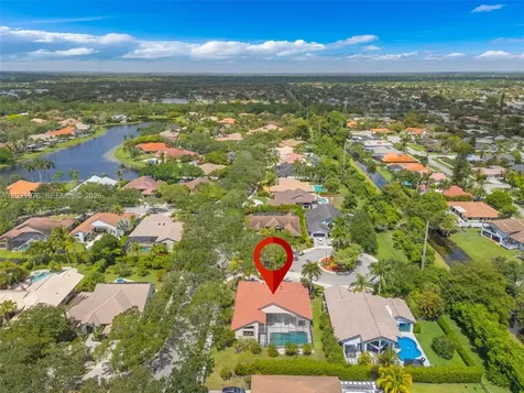 1051 Deerpath Court Weston FL 33326