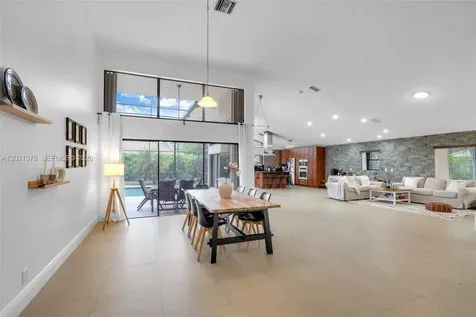 1051 Deerpath Court Weston FL 33326