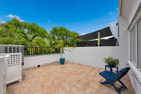 2960 Day Avenue Miami FL 33133