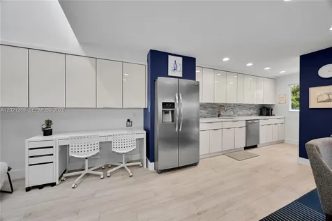 2960 Day Avenue Miami FL 33133
