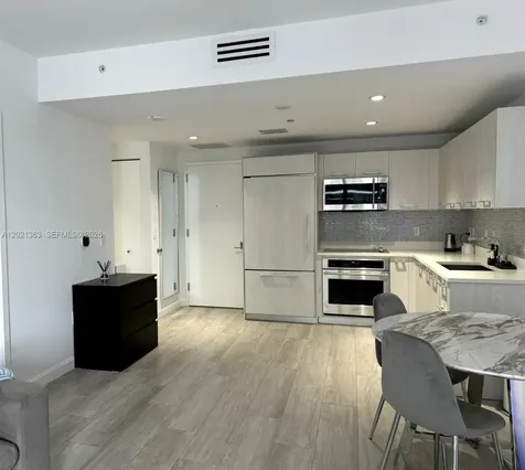 45 SW 9th Street Miami FL 33130