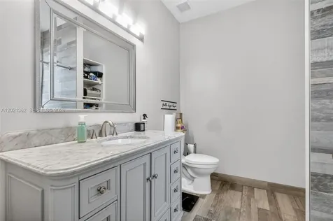 8892 NW 167th Street Miami Lakes FL 33018