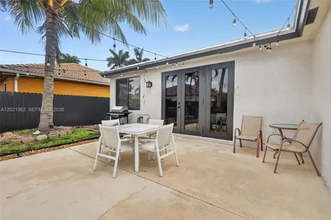 8892 NW 167th Street Miami Lakes FL 33018