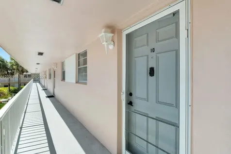 18081 SE Country Club Drive Jupiter FL 33469