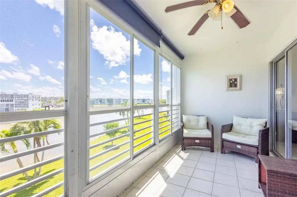 3049 Wolverton C Boca Raton FL 33434