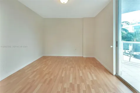 5900 Collins Avenue Miami Beach FL 33140