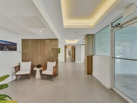 5900 Collins Avenue Miami Beach FL 33140