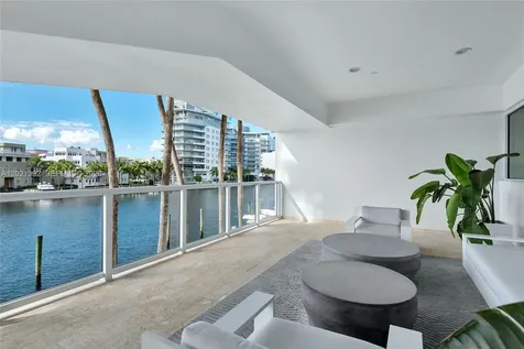 5900 Collins Avenue Miami Beach FL 33140