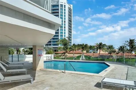 5900 Collins Avenue Miami Beach FL 33140