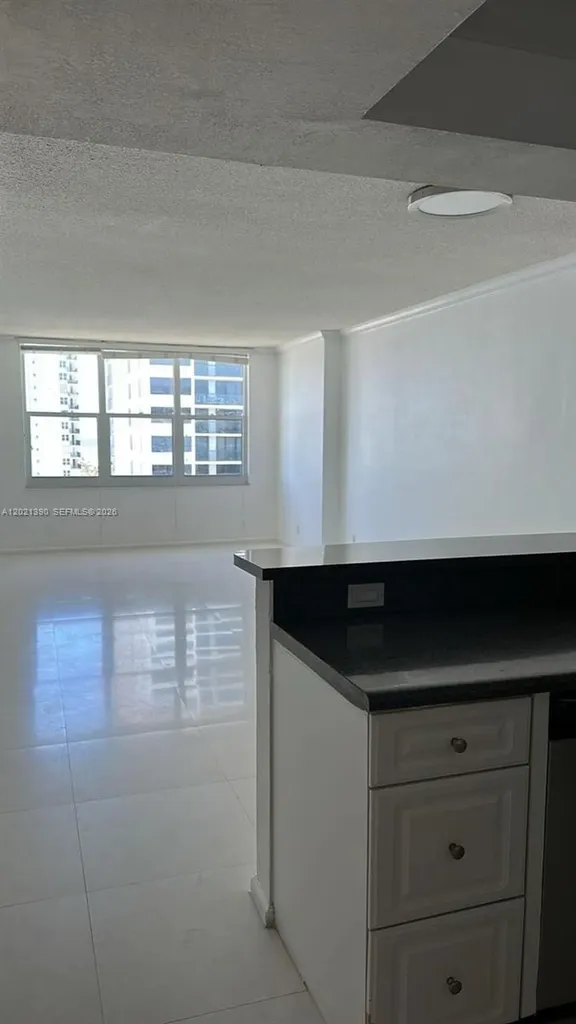 2501 S Ocean Drive Hollywood FL 33019