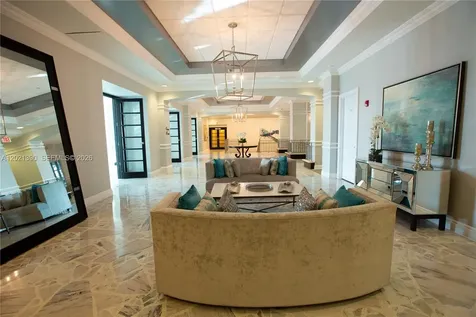 2501 S Ocean Drive Hollywood FL 33019
