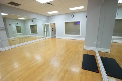 2501 S Ocean Drive Hollywood FL 33019