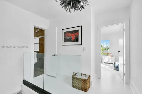 4722 SW 5th Street Miami FL 33134