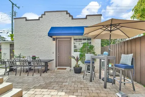 4722 SW 5th Street Miami FL 33134