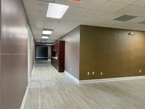 290 NW 165th Street Miami FL 33169