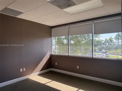 290 NW 165th Street Miami FL 33169