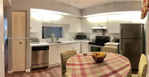 1300 SW 125th Avenue Pembroke Pines FL 33027