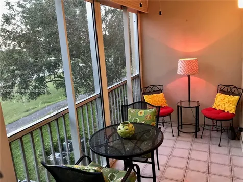 1300 SW 125th Avenue Pembroke Pines FL 33027