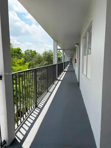 1300 SW 125th Avenue Pembroke Pines FL 33027