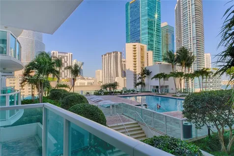 31 SE 5th Street Miami FL 33131