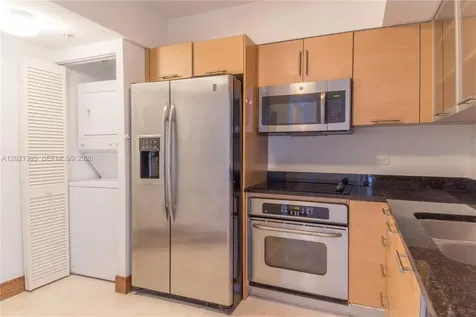 31 SE 5th Street Miami FL 33131