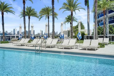 400 Alton Road Miami Beach FL 33139