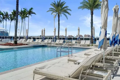 400 Alton Road Miami Beach FL 33139