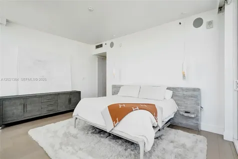 400 Alton Road Miami Beach FL 33139