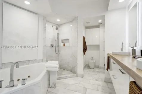 400 Alton Road Miami Beach FL 33139