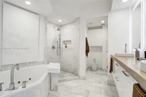 400 Alton Road Miami Beach FL 33139