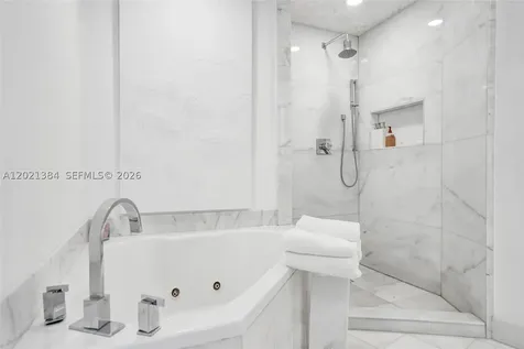 400 Alton Road Miami Beach FL 33139