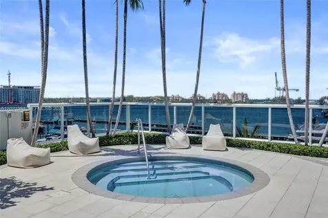 400 Alton Road Miami Beach FL 33139