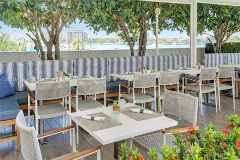 400 Alton Road Miami Beach FL 33139