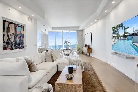 400 Alton Road Miami Beach FL 33139