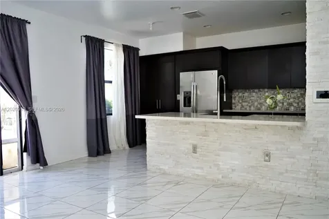 3365 W 91st Terrace Hialeah FL 33018