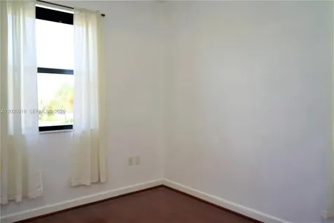 3365 W 91st Terrace Hialeah FL 33018