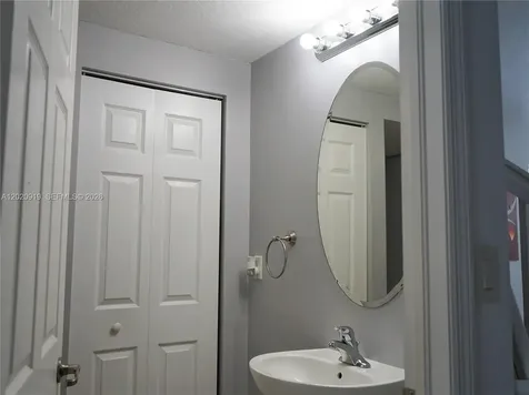 3365 W 91st Terrace Hialeah FL 33018