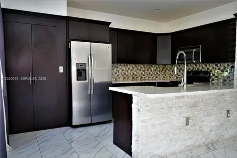 3365 W 91st Terrace Hialeah FL 33018
