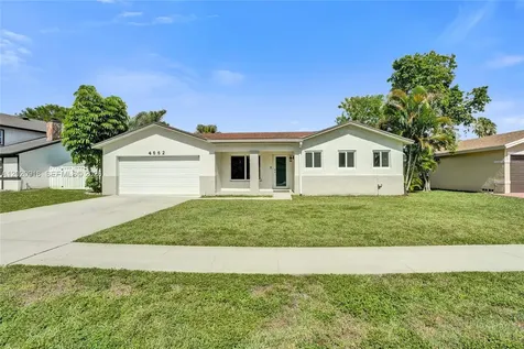 4662 NW 99th Avenue Sunrise FL 33351