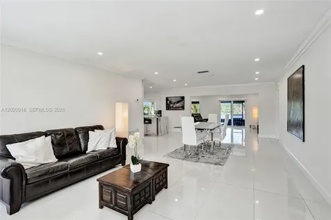 4662 NW 99th Avenue Sunrise FL 33351
