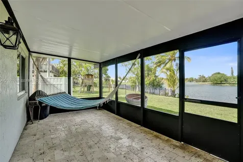 4662 NW 99th Avenue Sunrise FL 33351